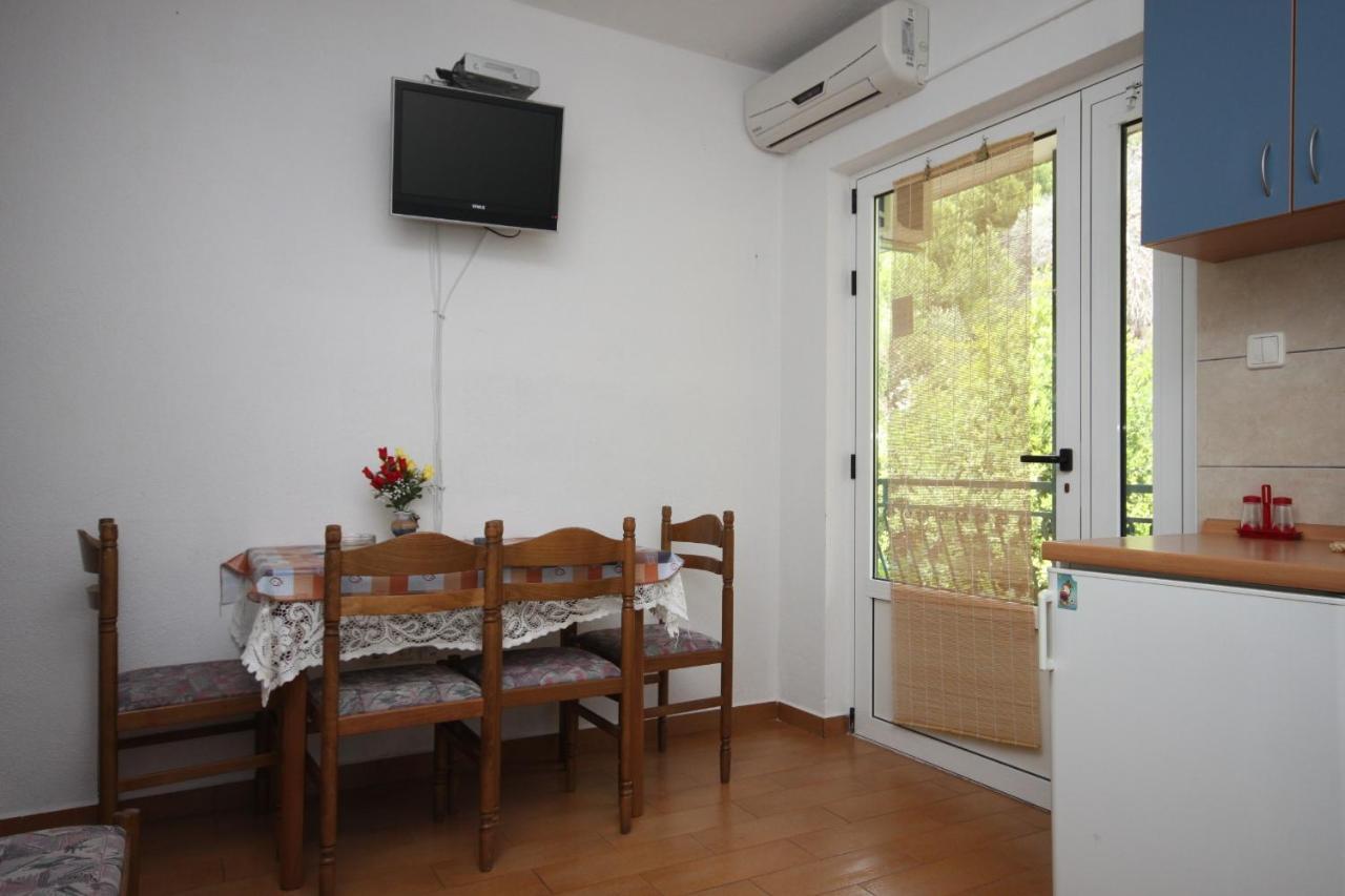 Apartments With A Parking Space Zivogosce - Porat, Makarska - 6700 Igrane Exterior foto
